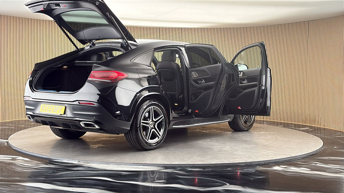More views of Mercedes-Benz GLE