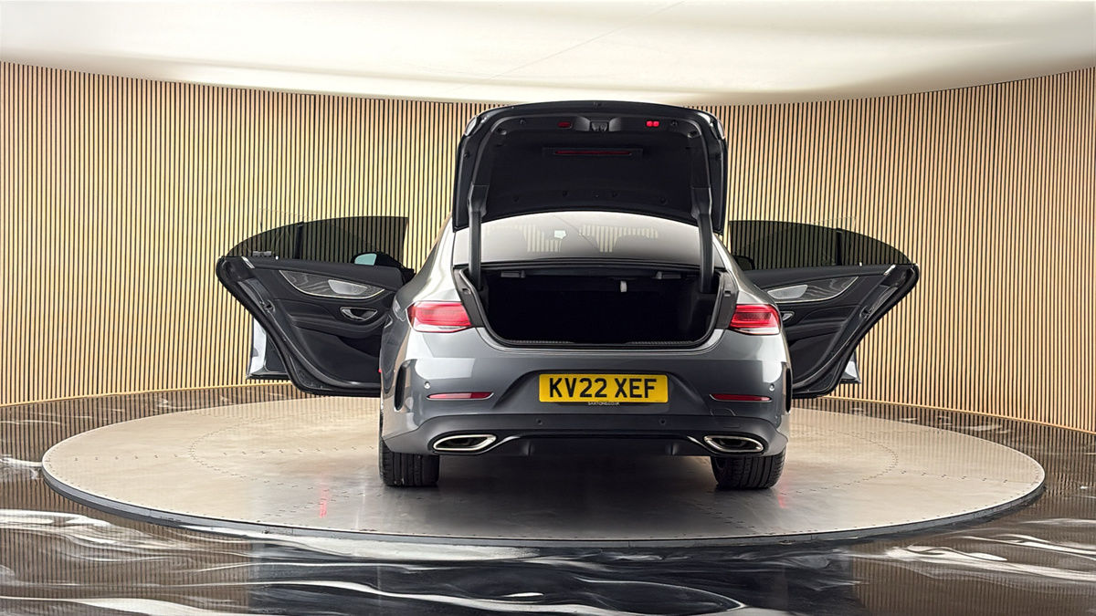 More views of Mercedes-Benz CLS