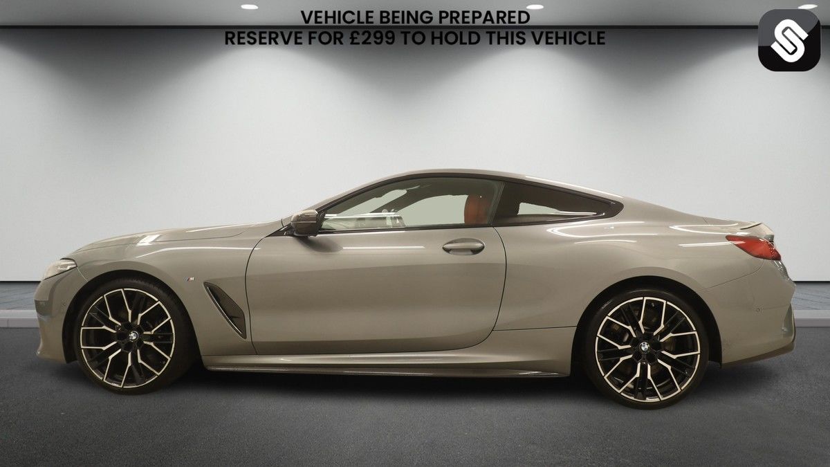 BMW 8 Series Image 6