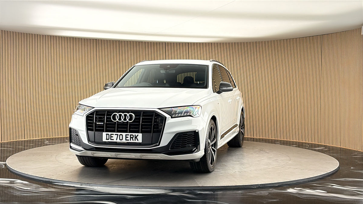 More views of Audi Q7