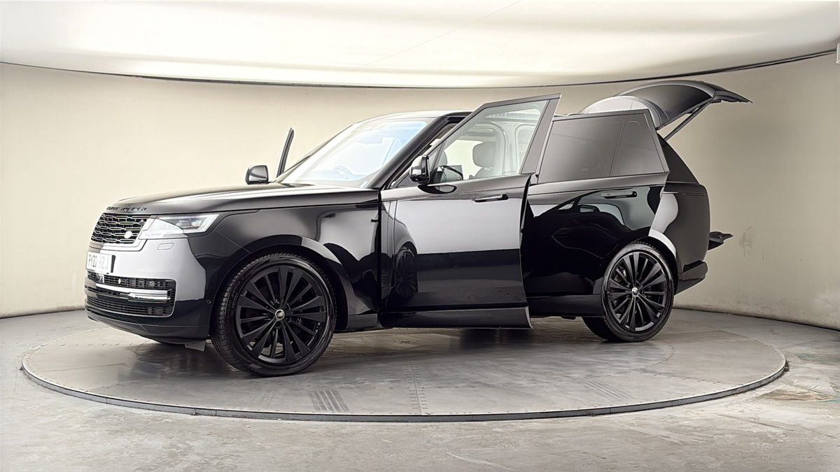 More views of Land Rover Range Rover