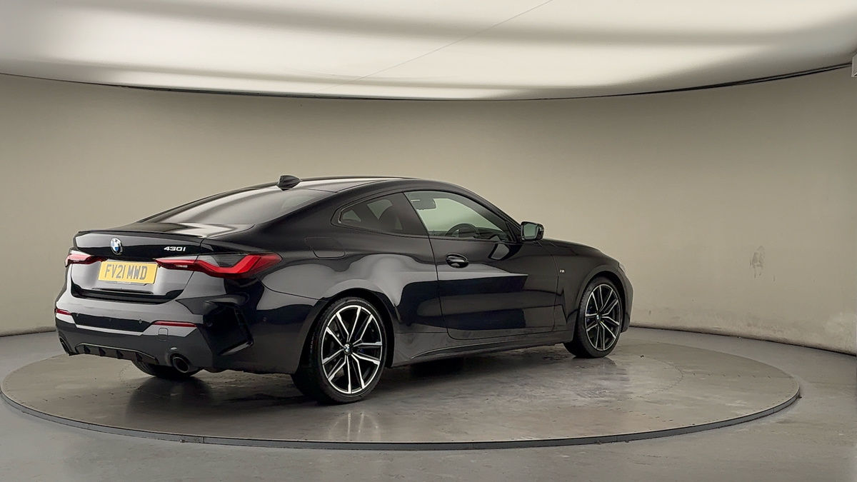 BMW 4 Series Image 21