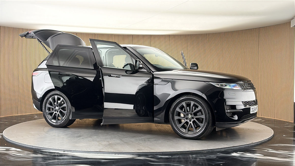 More views of Land Rover Range Rover Sport