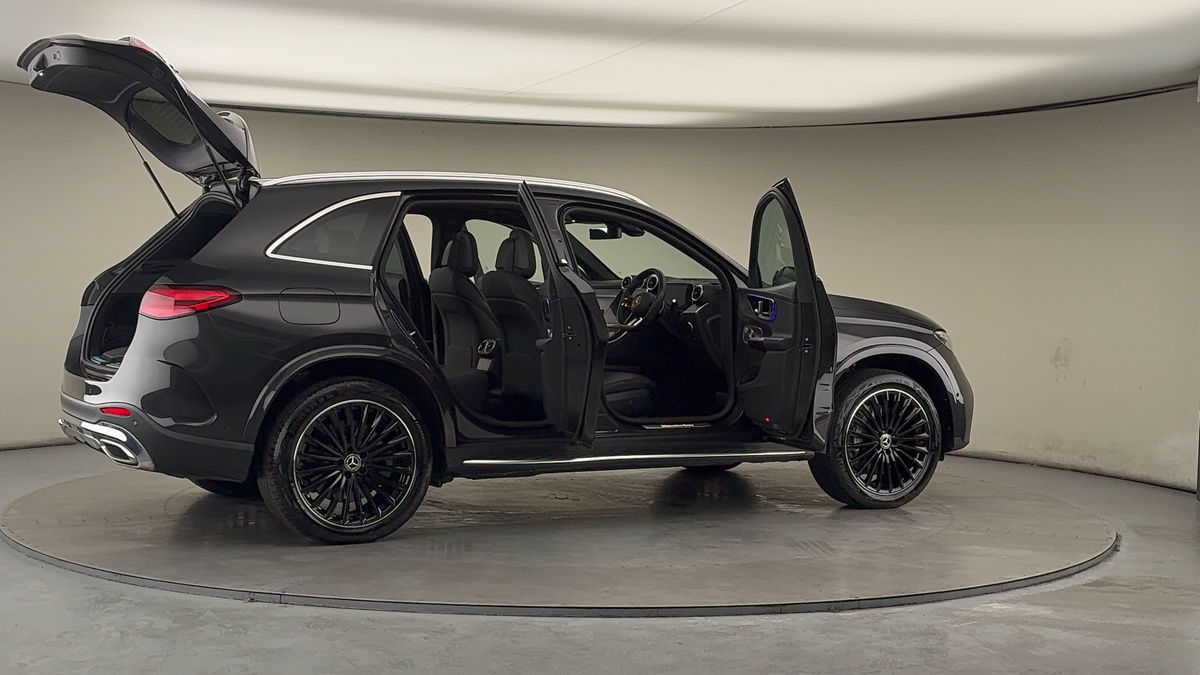 More views of Mercedes-Benz GLC