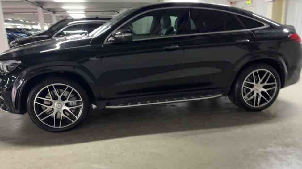 More views of Mercedes-Benz GLE