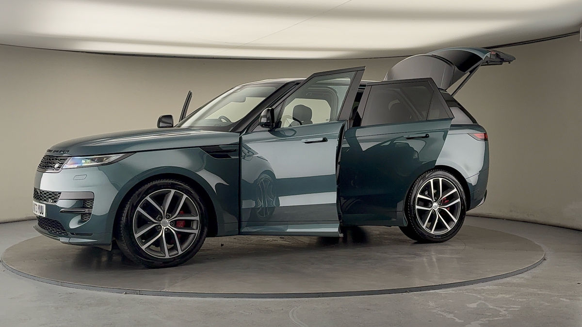 More views of Land Rover Range Rover Sport