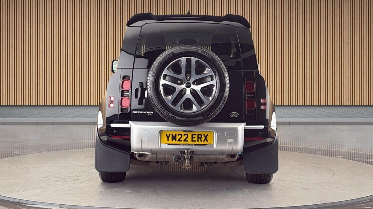 Land Rover Defender 90 Image 4