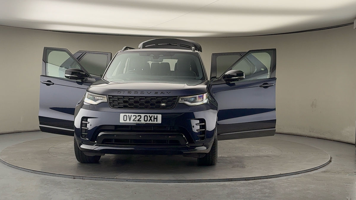 More views of Land Rover Discovery