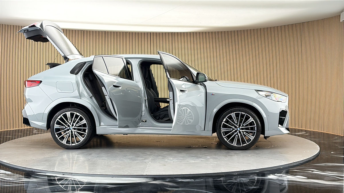 More views of BMW X2