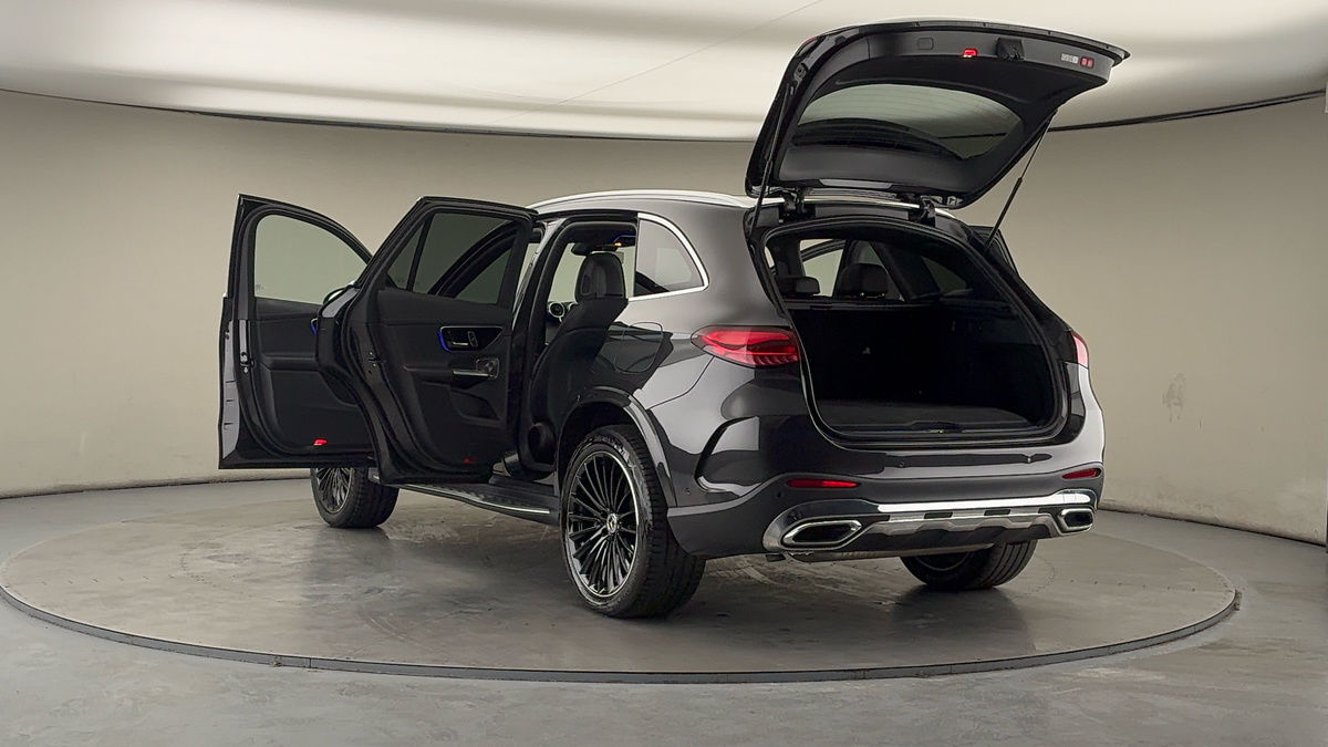 Mercedes-Benz GLC Image 23