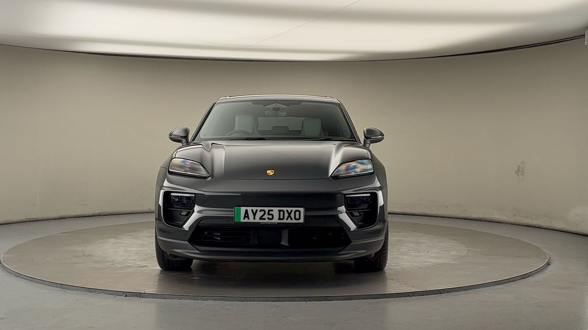 Porsche Macan Image 6