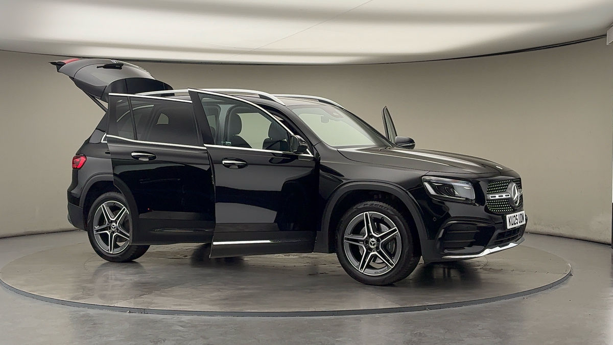 More views of Mercedes-Benz GLB