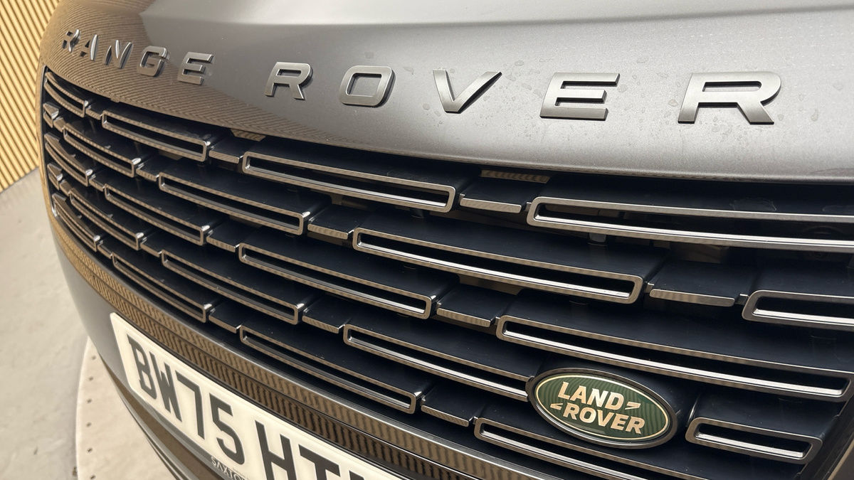 Land Rover Range Rover Image 24