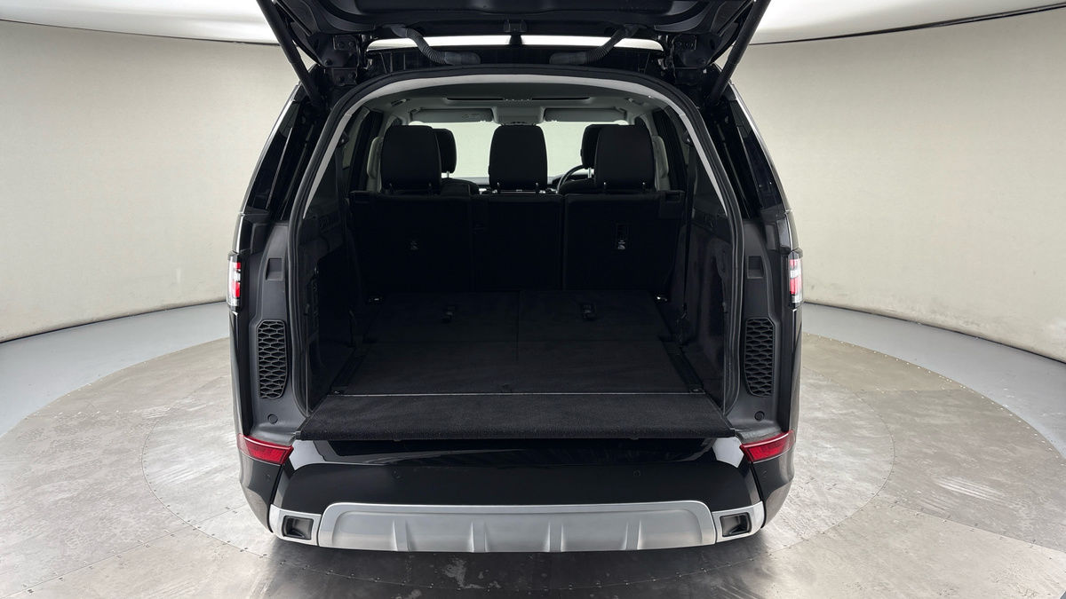 Land Rover Discovery Image 11