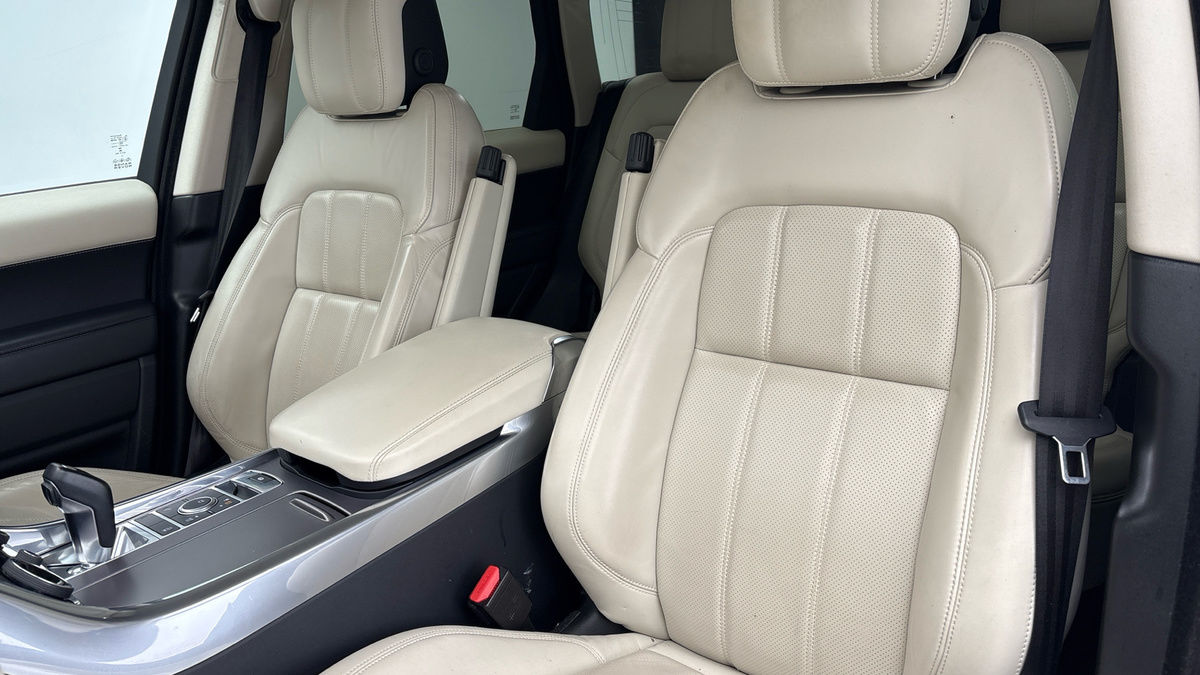 Land Rover Range Rover Sport Image 7