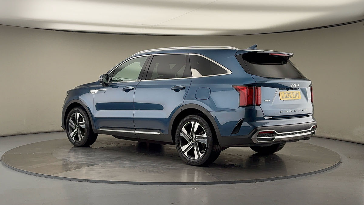 More views of Kia Sorento