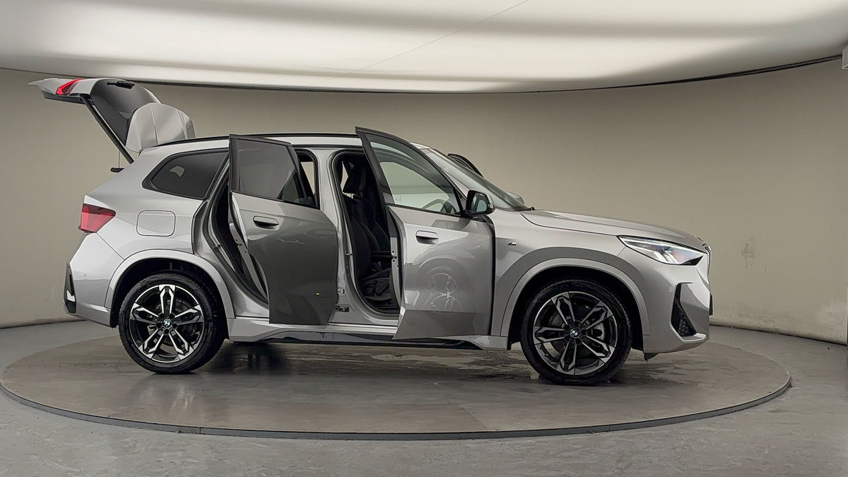 More views of BMW X1