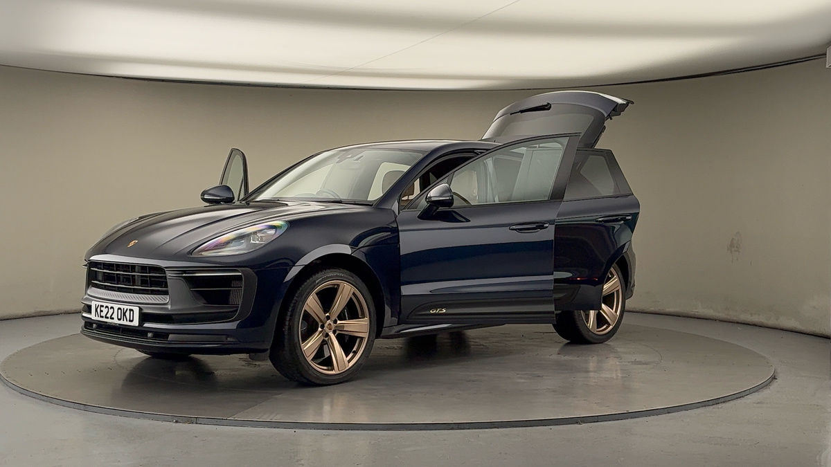 Porsche Macan Image 22