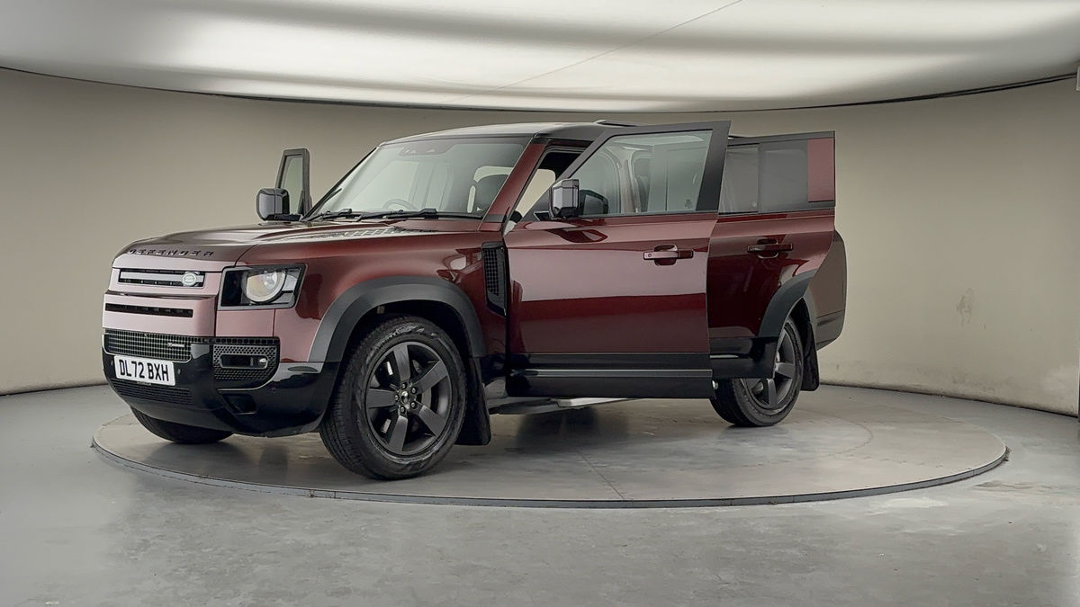 More views of Land Rover Defender 130