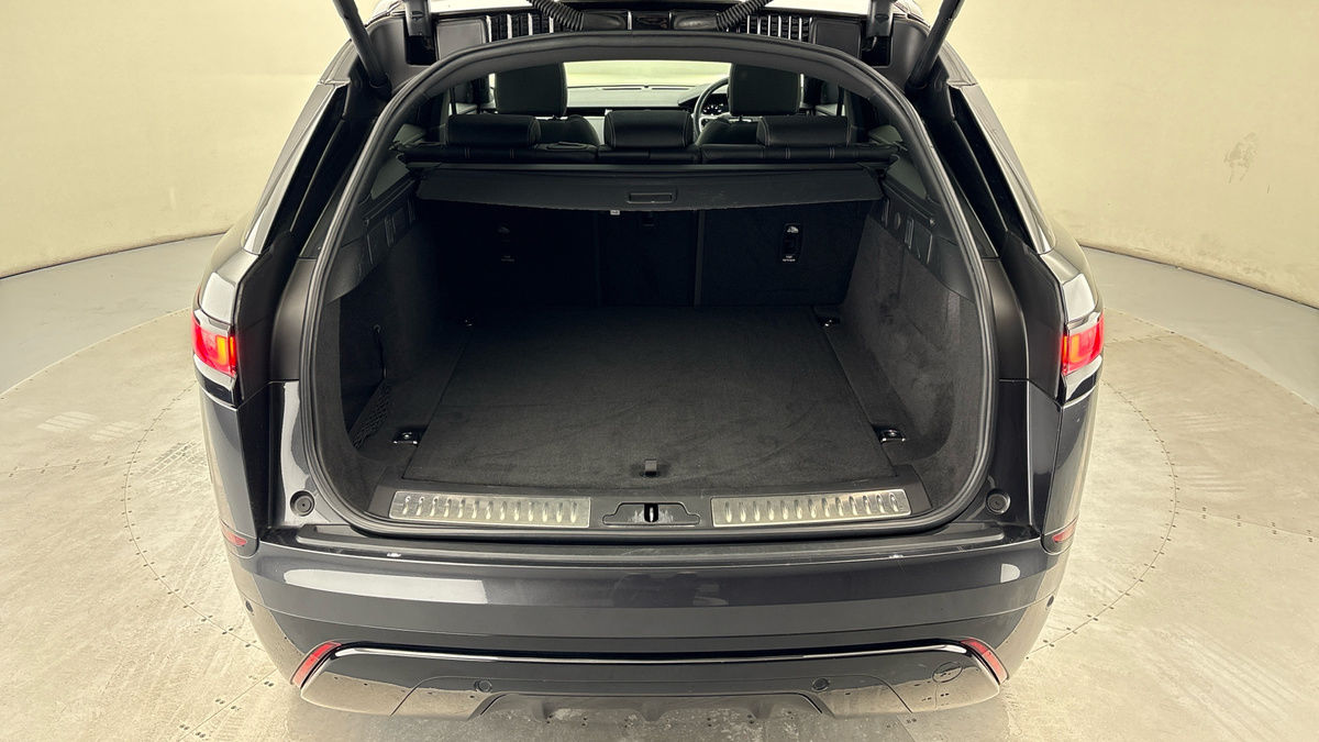 Land Rover Range Rover Velar Image 11