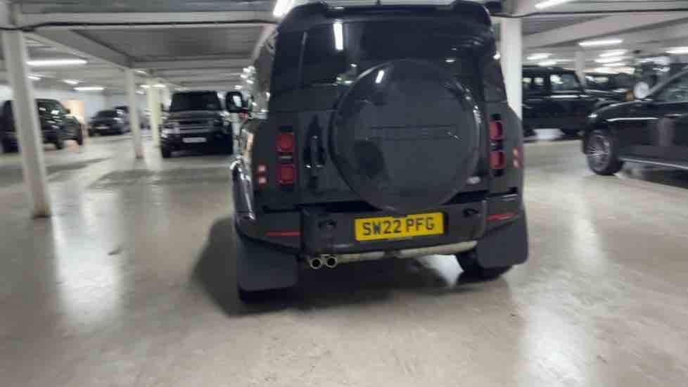 More views of Land Rover Defender 90