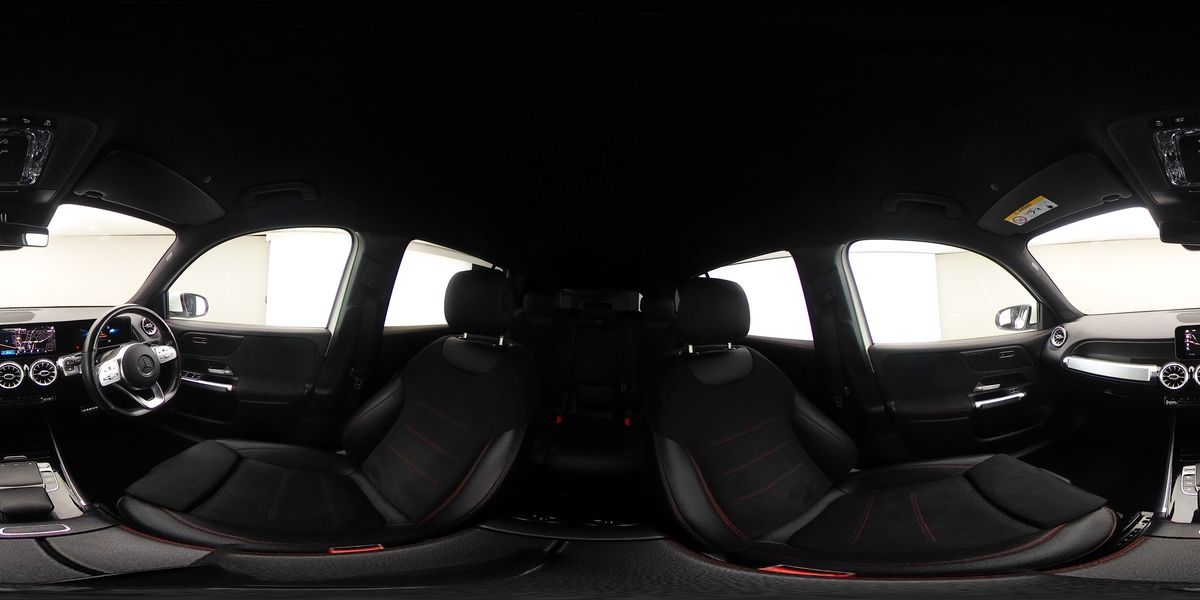 More views of Mercedes-Benz GLB