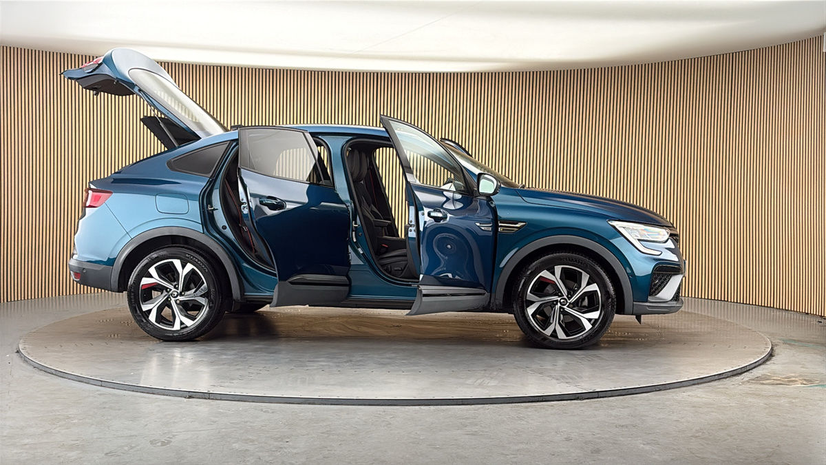 More views of Renault Arkana