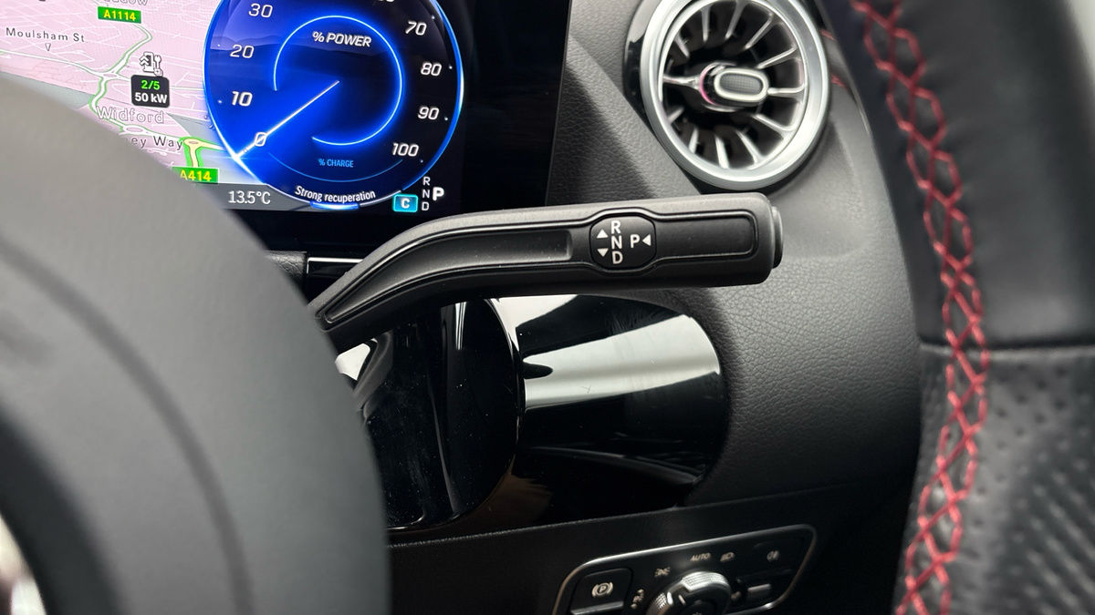 Mercedes-Benz EQA Image 6