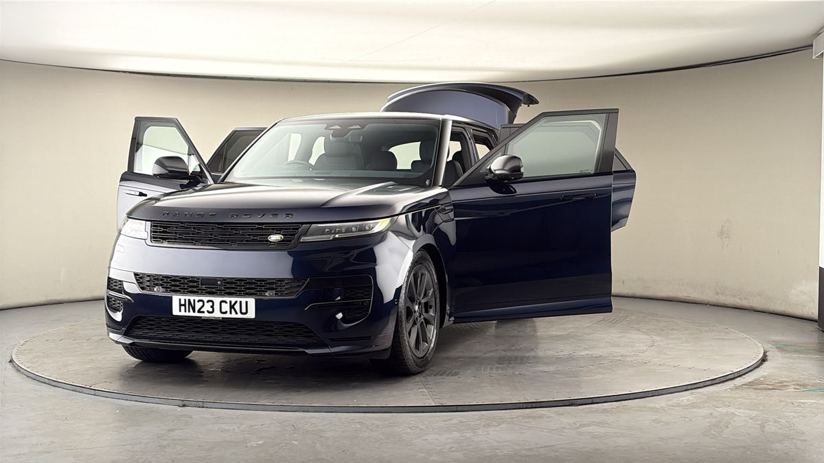 More views of Land Rover Range Rover Sport