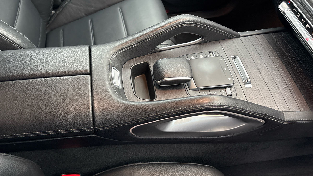 Mercedes-Benz GLE Image 18