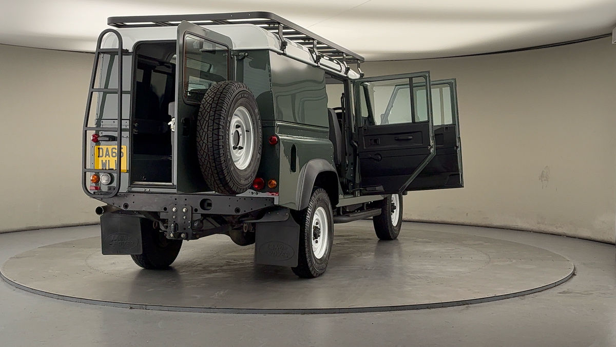 More views of Land Rover Defender 110