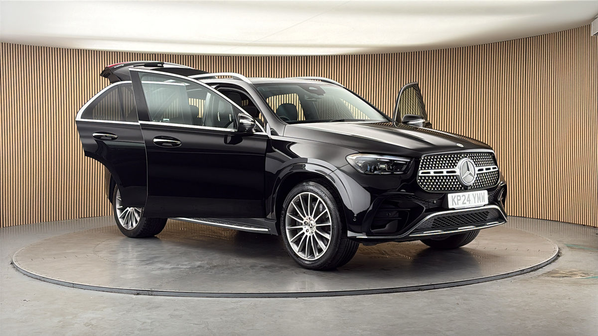 More views of Mercedes-Benz GLE
