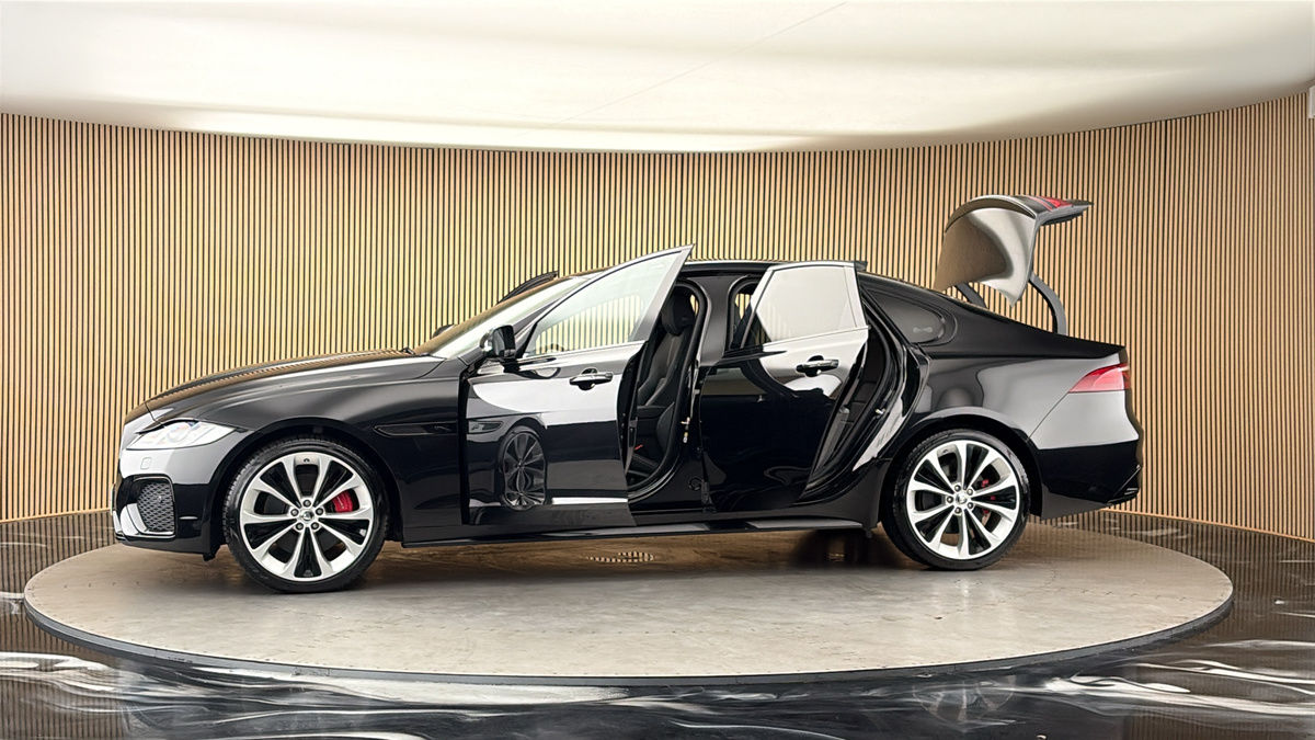 More views of Jaguar XF