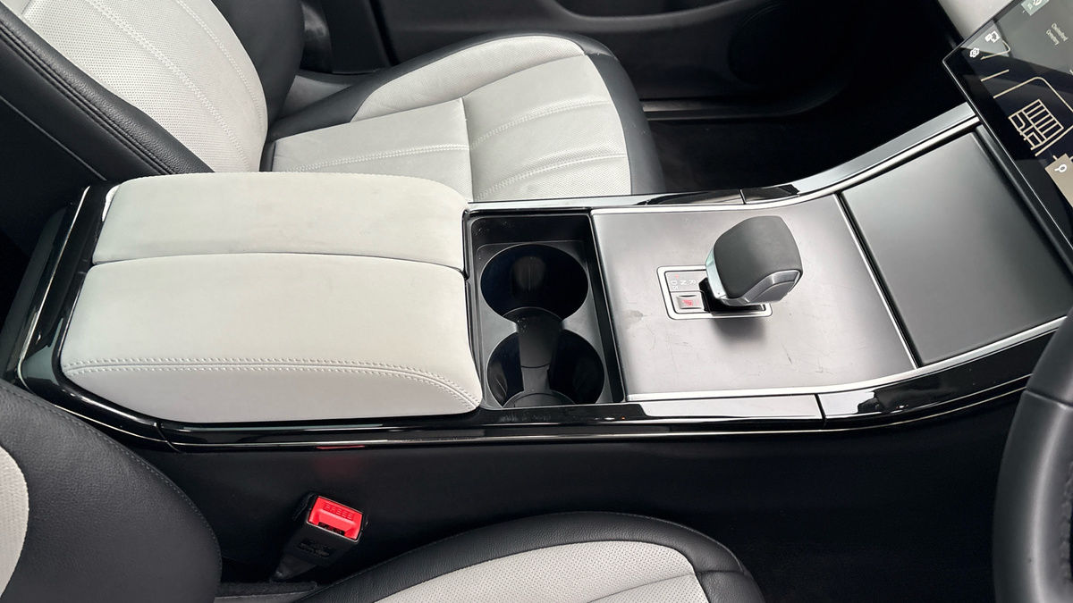 Land Rover Range Rover Evoque Image 18