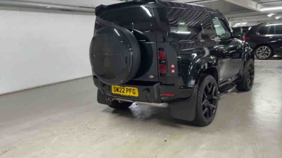 More views of Land Rover Defender 90