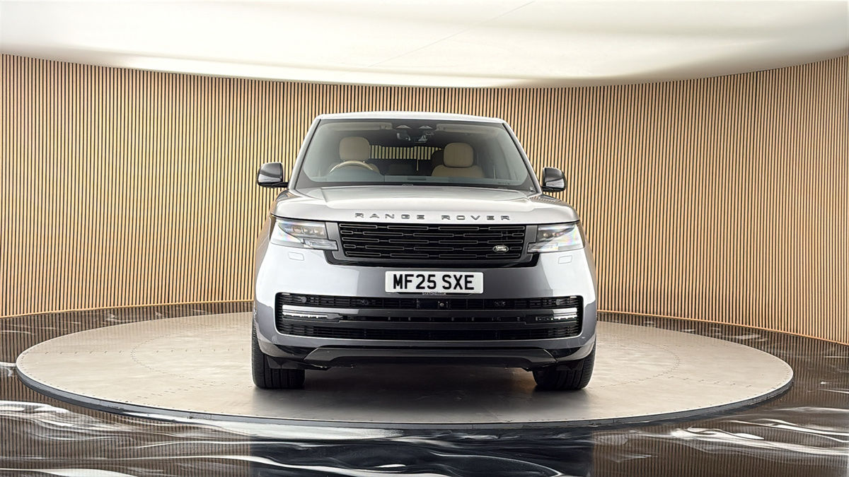 More views of Land Rover Range Rover