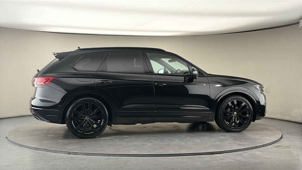 More views of Volkswagen Touareg