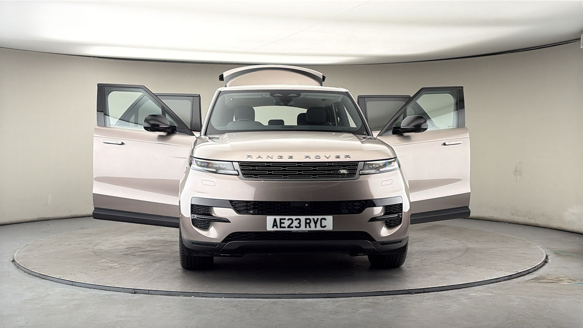 More views of Land Rover Range Rover Sport