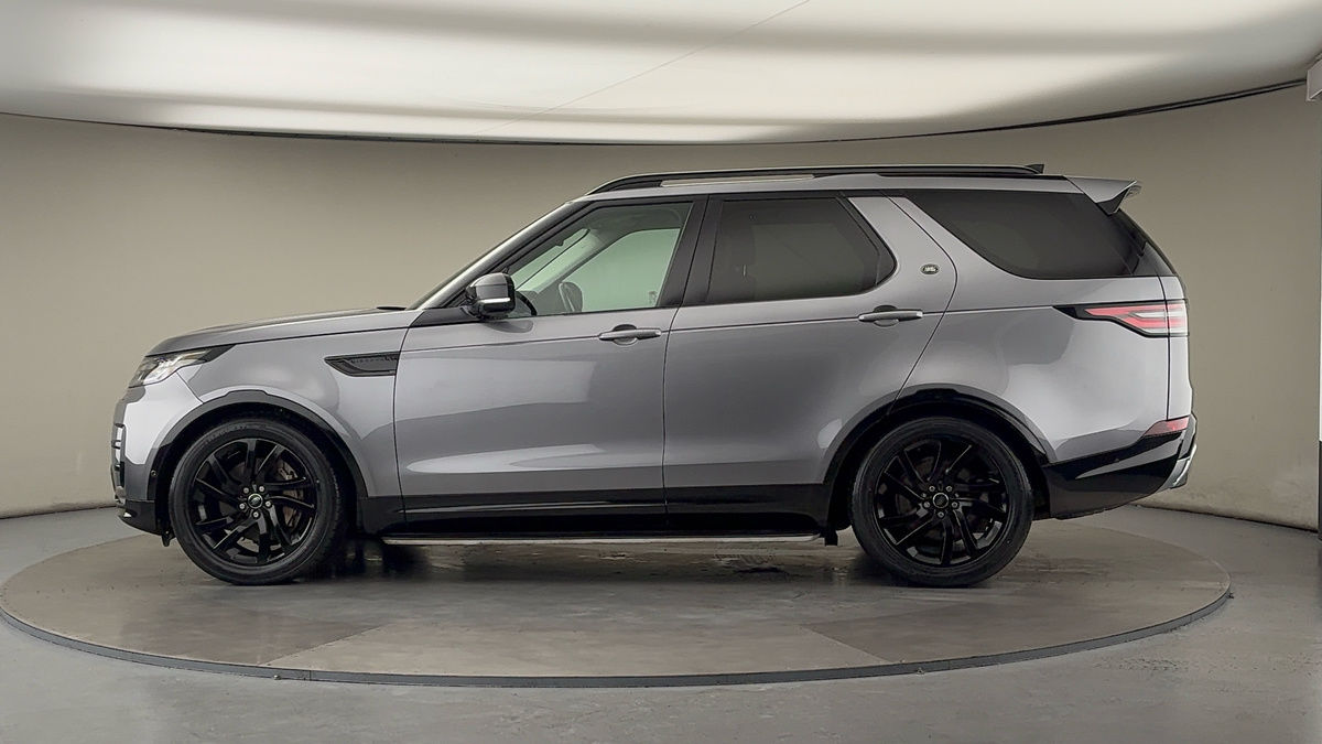 More views of Land Rover Discovery