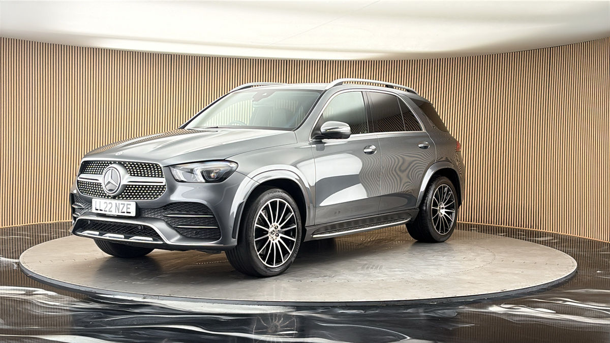 More views of Mercedes-Benz GLE