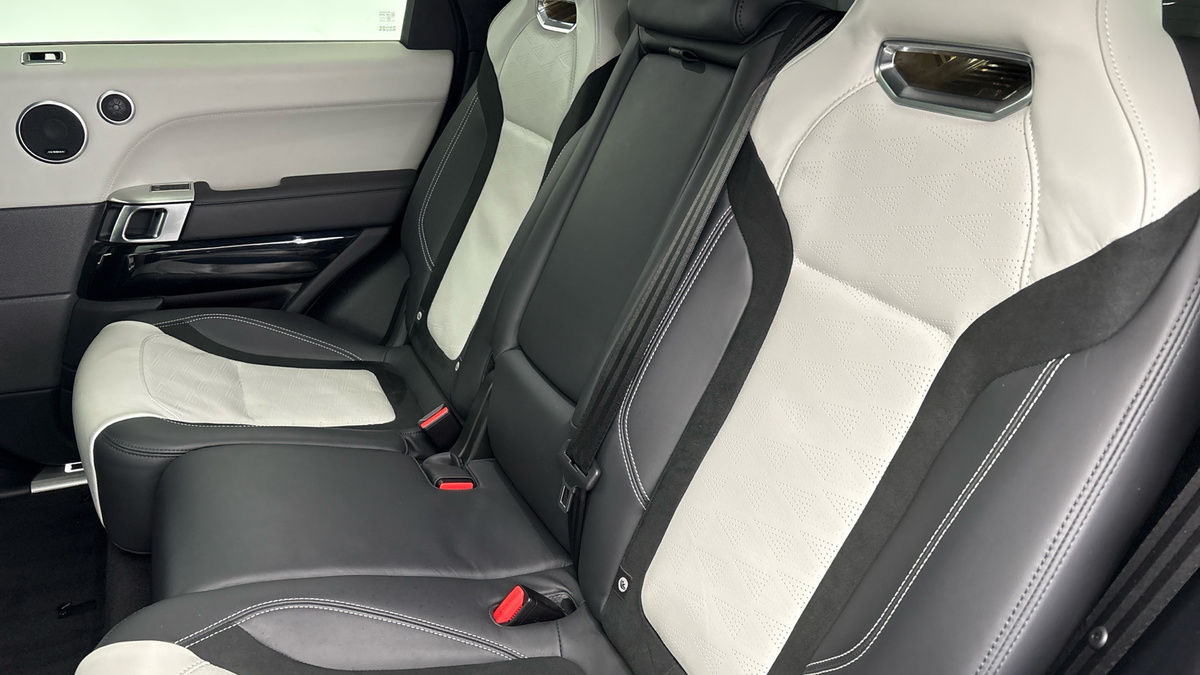 Land Rover Range Rover Sport Image 8
