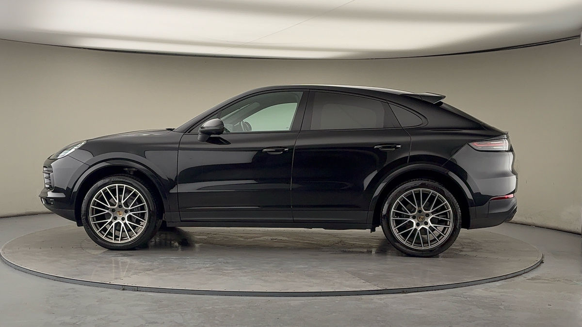 More views of Porsche Cayenne