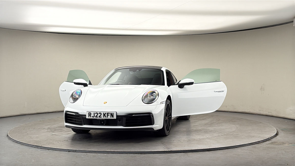 More views of Porsche 911
