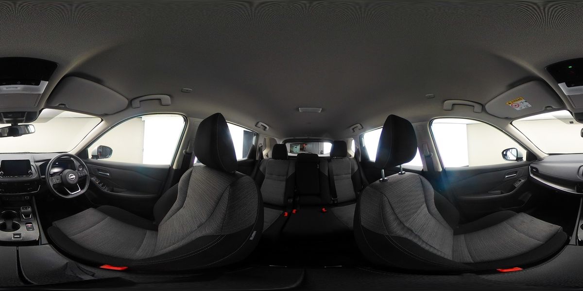 More views of Nissan X-Trail