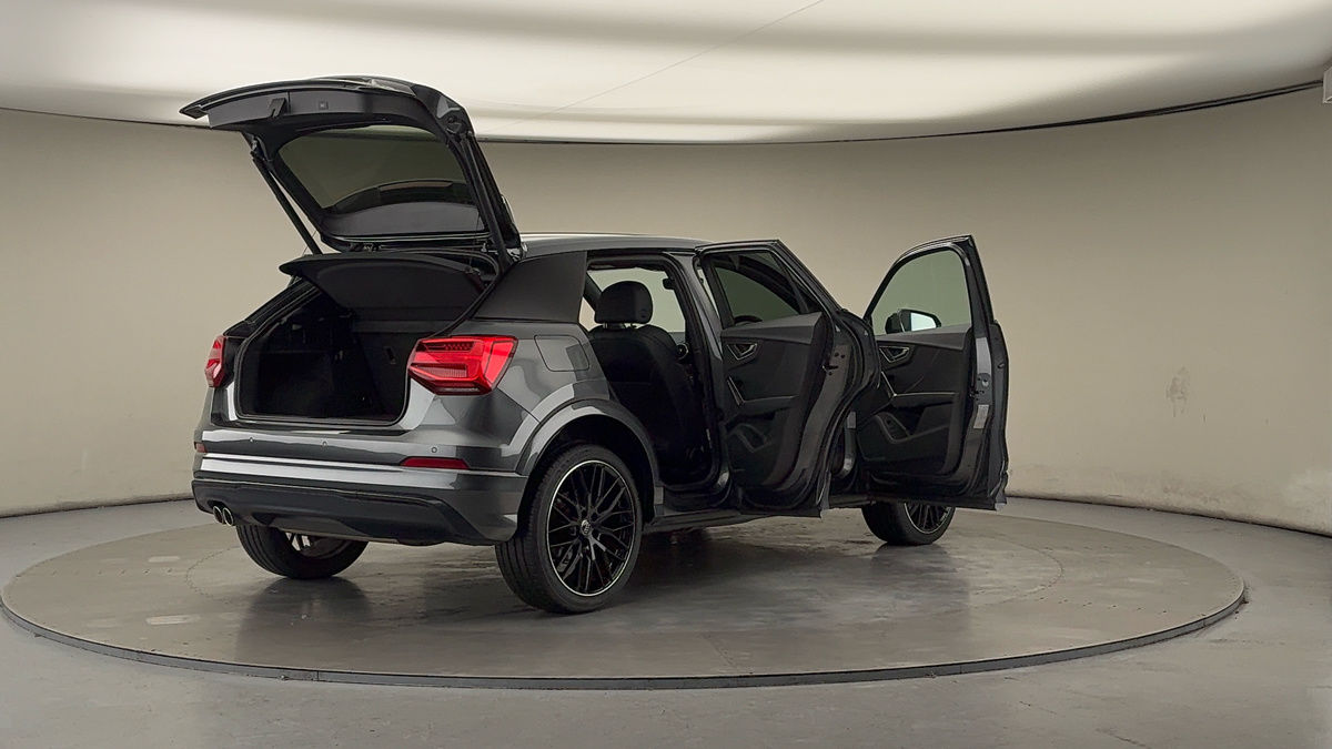 More views of Audi Q2