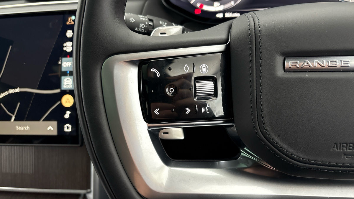 Land Rover Range Rover Image 13