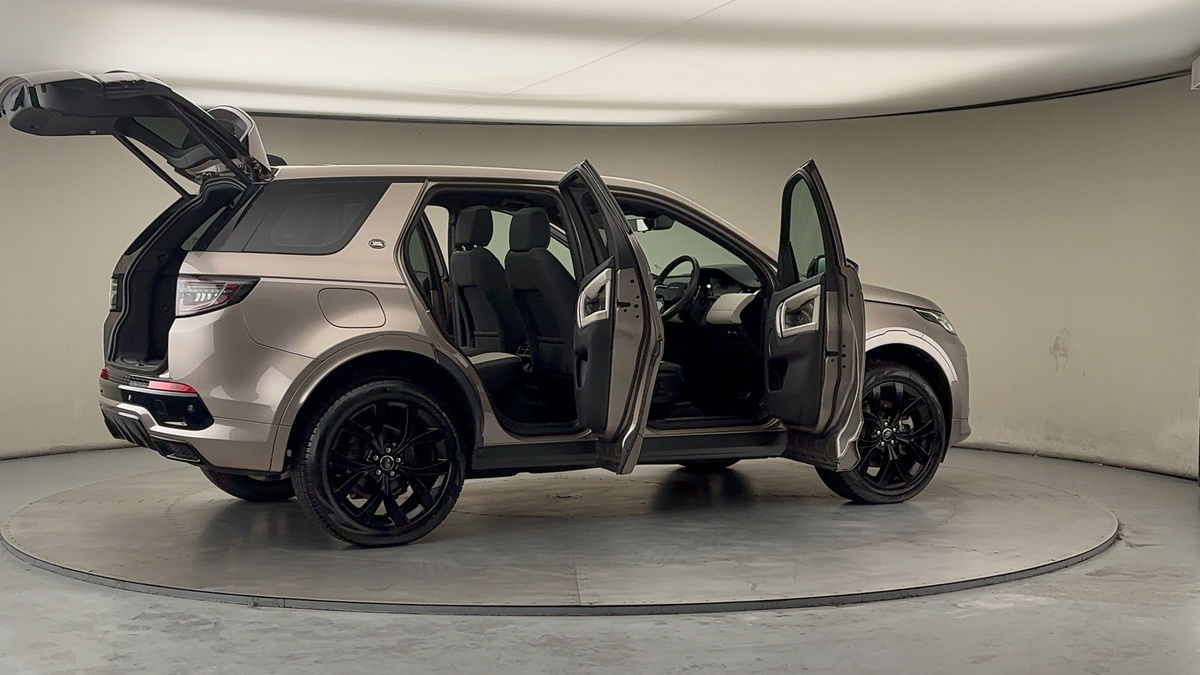 More views of Land Rover Discovery Sport