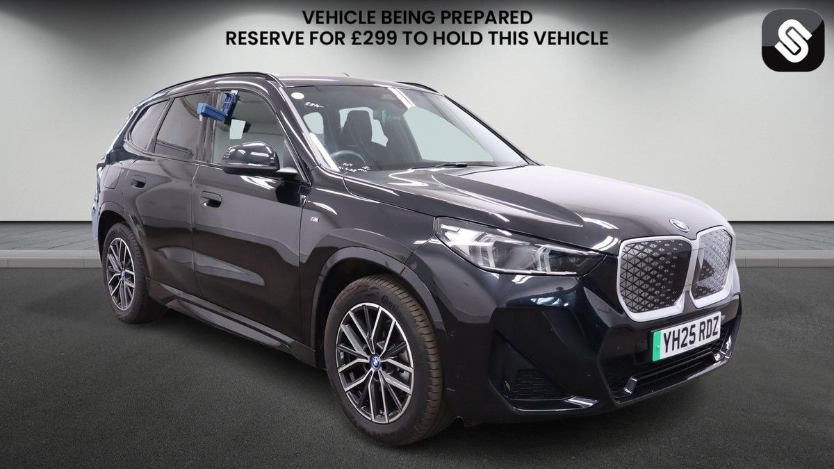 BMW iX1 Sticky Header Image