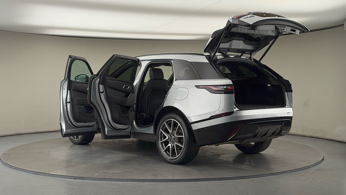 More views of Land Rover Range Rover Velar