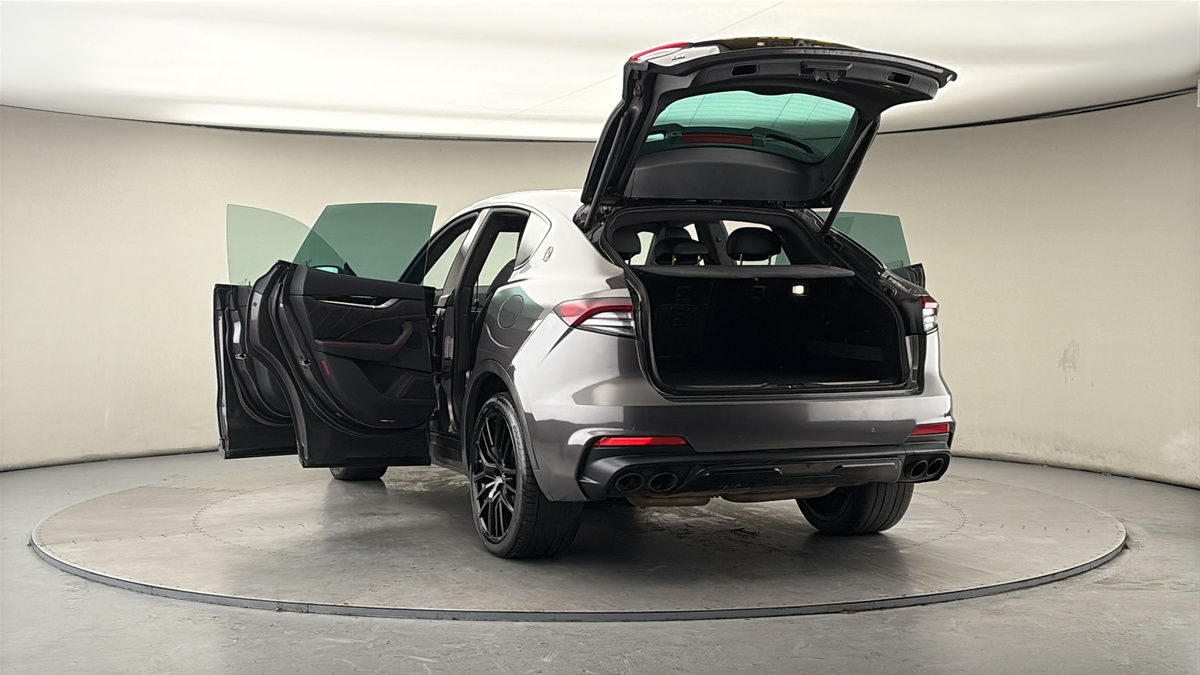 More views of Maserati Levante